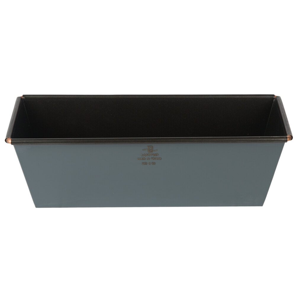 Matfer Bourgeat 331099 Exopan Steel 2.1 lb. Non-Stick Flared Bread Loaf Pan - 10 1/4" x 3 3/4" x 3 1/4"