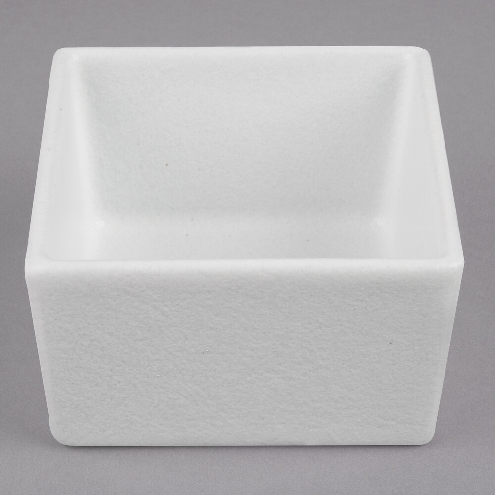 G.E.T. Enterprises COMP01WW Bugambilia 25.4 oz. Classic Textured Finish White Resin-Coated Aluminum Straight-Sided Square Salad Bowl