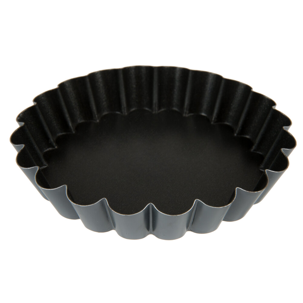 Matfer Bourgeat 332659 Exopan Steel 4 3/8" x 3/4" Fluted Non-Stick Tart / Quiche Pan - 12/Pack