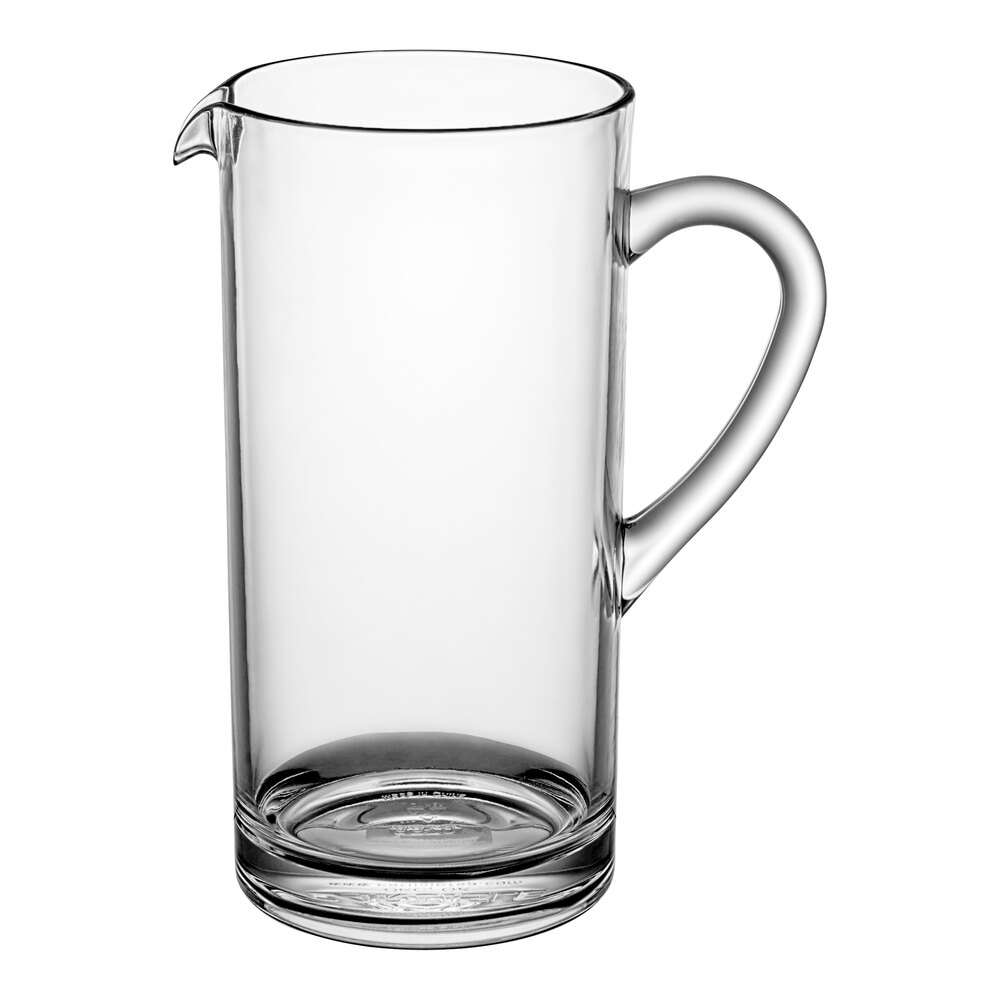 Carlisle 557007 Elan 58 oz. Clear Polycarbonate Pitcher with Pour Lip