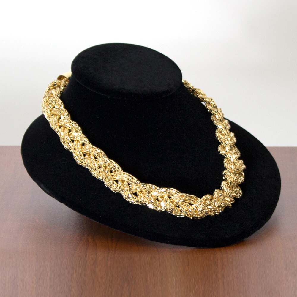 6 3/4" x 8" x 3 1/2" Black Velvet Low-Profile Necklace Display Bust