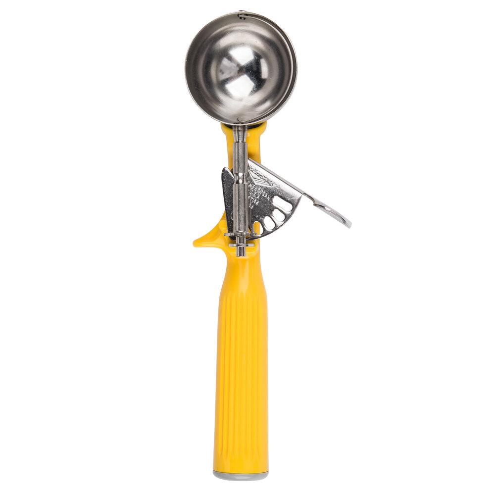 Vollrath 47144 Jacob's Pride® #20 Yellow Thumb Press Disher - 1.63 oz.